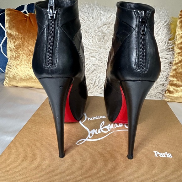 Christian Louboutin Armor Nappa 160 Booties - Picture 7 of 15
